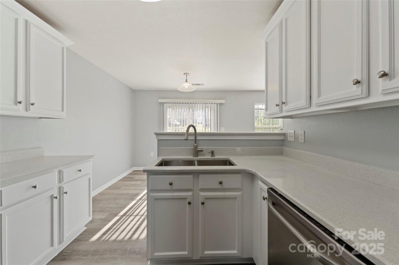 Property image 4 of 11824 Paver Lane in Tucker Chase, Midland, NC 28107