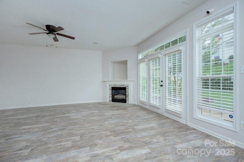 Property image 5 of 6042 Black Heath Drive in Arlington, Fort Mill, SC 29707