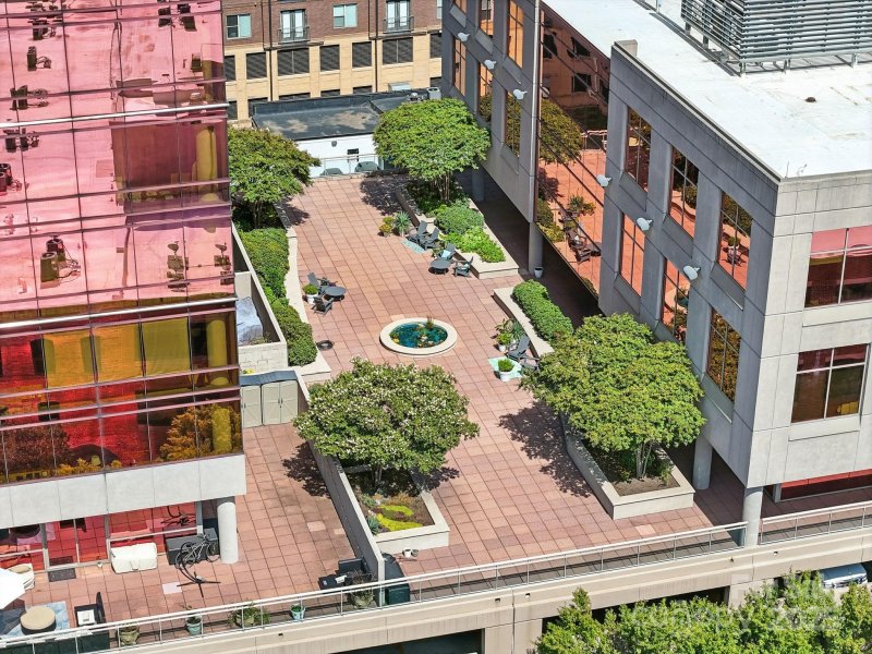 Property image 3 at 315 Arlington Avenue, Charlotte, NC 28203