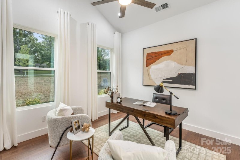 Property image 5 of 8516 Denbur Drive in Cedarbrook Acres, Charlotte, NC 28215