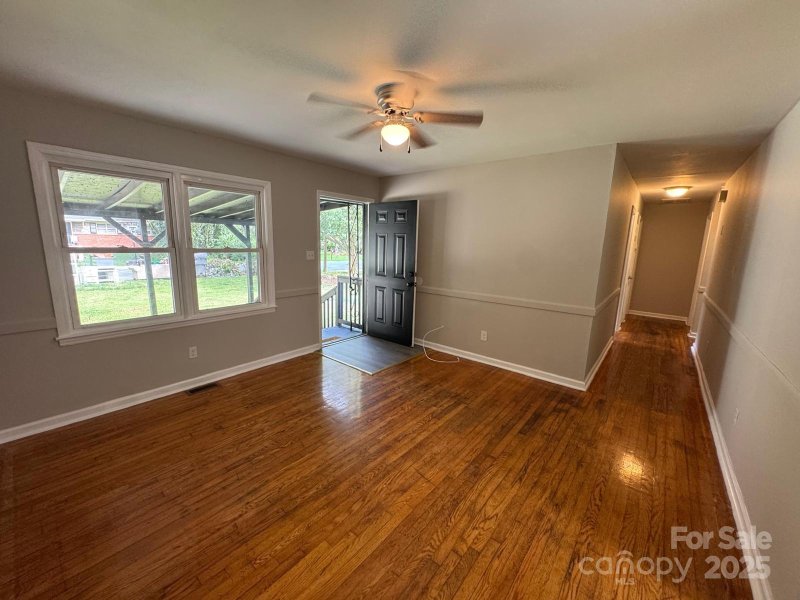 Property image 4 of 9737 Feldbank Drive in Beatties Ford, Charlotte, NC 28216