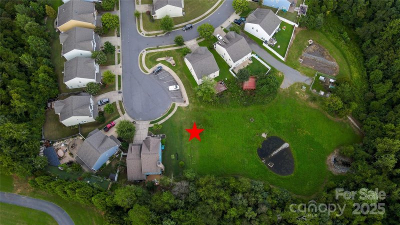 Property image 3 of 10329 Killogrin Way in Parkway Crossing, Pineville, NC 28134