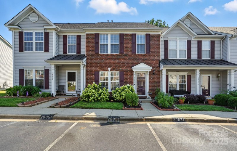 2005 Cramerton Village Drive