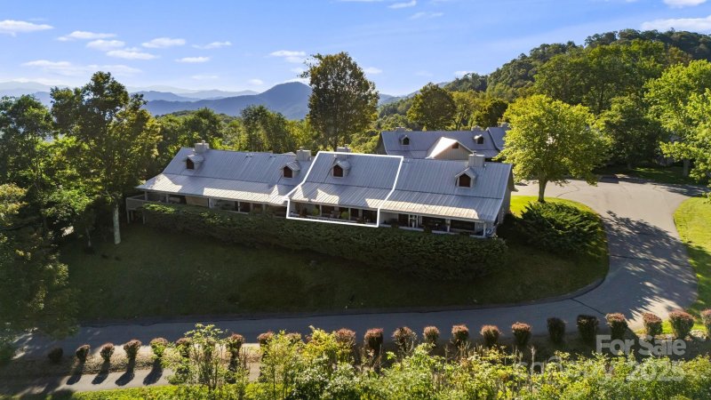 Property image 2 at 33 Eagles Nest Court, Mars Hill, NC 28754