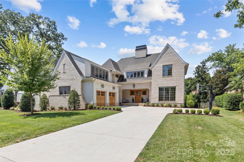 Property image 2 of 1728 Jameston Drive in Myers Park, Charlotte, NC 28209