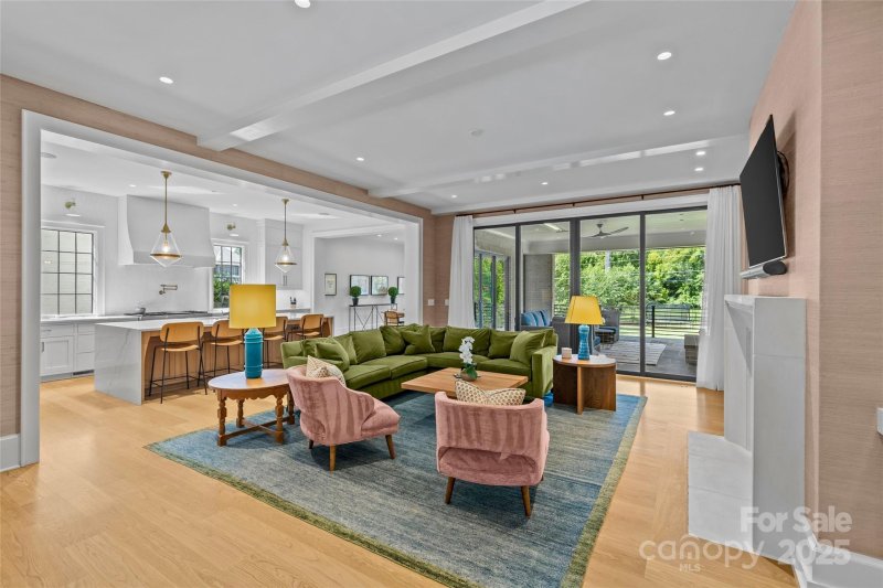 Property image 5 of 1728 Jameston Drive in Myers Park, Charlotte, NC 28209