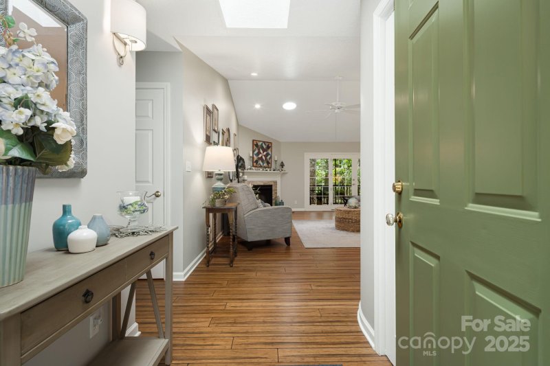 Property image 4 of 12 New Cross South in Eastmoor, Asheville, NC 28805