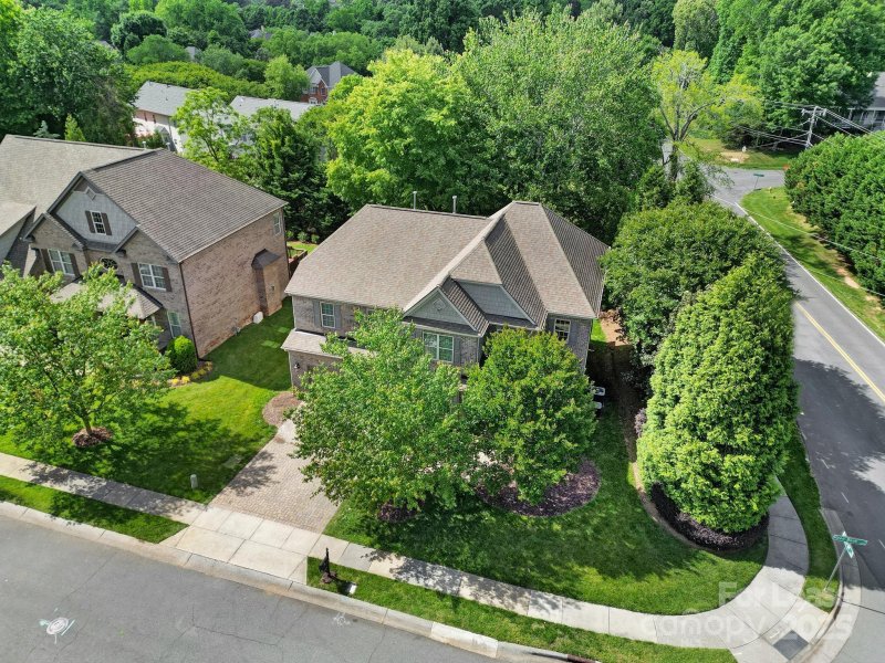 Property image 3 of 5633 Open Book Lane in Mckee Plantation, Charlotte, NC 28270