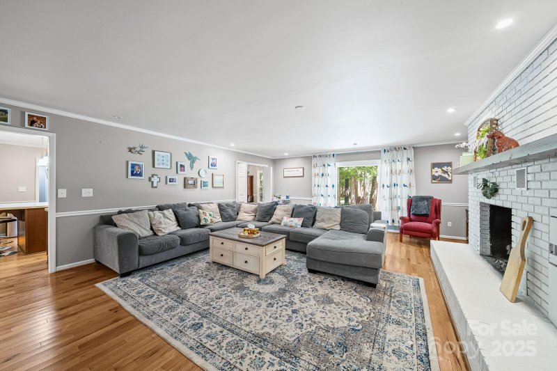 Property image 5 at 301 Woodbriar Trail, Gastonia, NC 28056