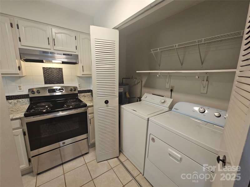 Property image 4 at 11020 Hunter Trail Lane, Charlotte, NC 28226