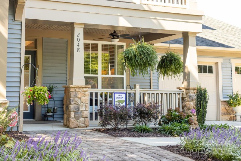 Property image 5 of 2048 Middleton Farm Drive in South Point Village, Belmont, NC 28012