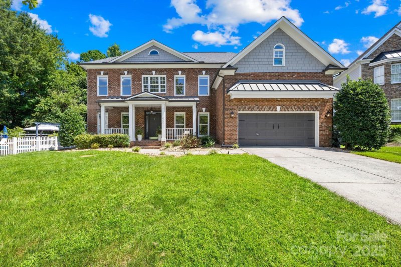 2224 Lantern Way Circle