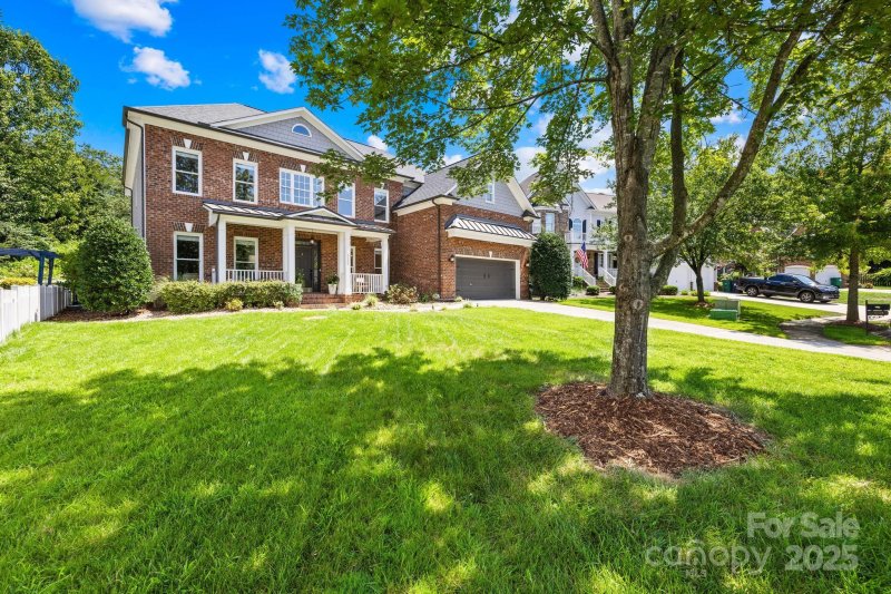 Property image 2 of 2224 Lantern Way Circle in Weatherstone Manor, Cornelius, NC 28031