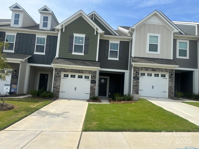 Property image 2 at 4013 Lawnview Drive, Charlotte, NC 28269