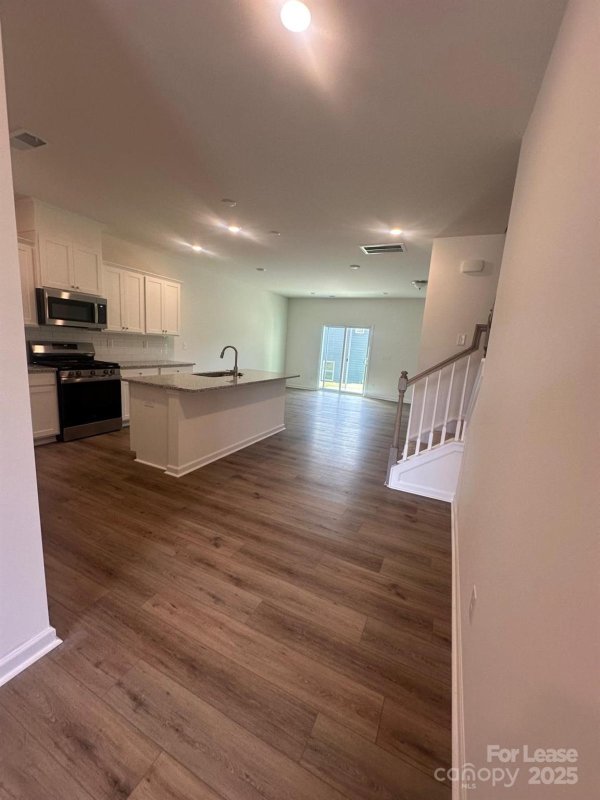 Property image 5 at 4013 Lawnview Drive, Charlotte, NC 28269