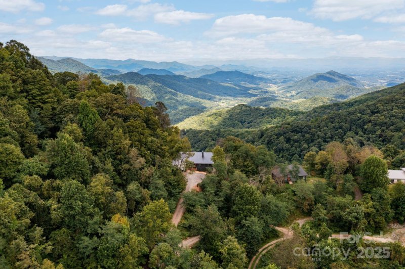 Property image 4 of 87 Jerome Lane in Newfound Gap Acres, Leicester, NC 28748