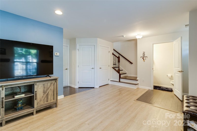 Property image 4 of 3022 Potomac River Parkway in City Park, Charlotte, NC 28217