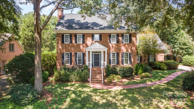 Property image 5 at 7301 St Clair Drive, Charlotte, NC 28270