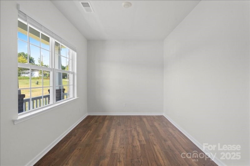 Property image 5 of 529 Stroupe Road in Cramer Estates, Gastonia, NC 28056