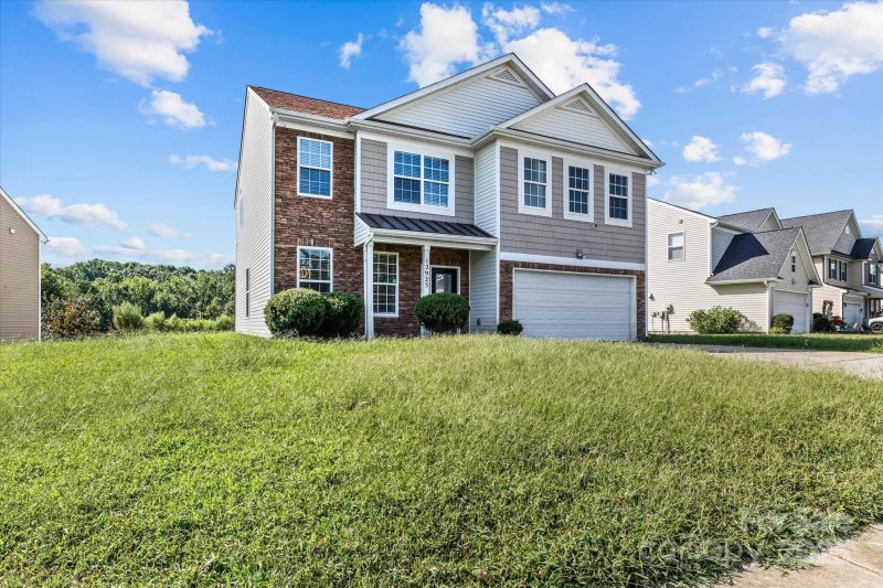 Property image 2 of 12925 Russborough Court in Coventry, Charlotte, NC 28273
