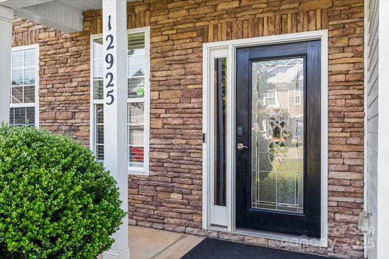 Property image 4 of 12925 Russborough Court in Coventry, Charlotte, NC 28273