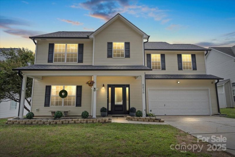 Meadowcreek, Locust Community