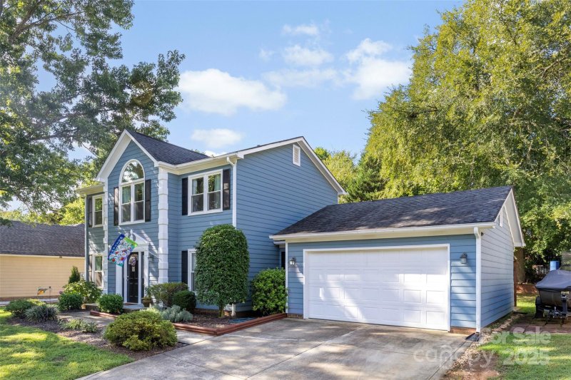 Property image 2 of 14936 Forest Mist Way in SOUTHBRIDGE, Charlotte, NC 28273