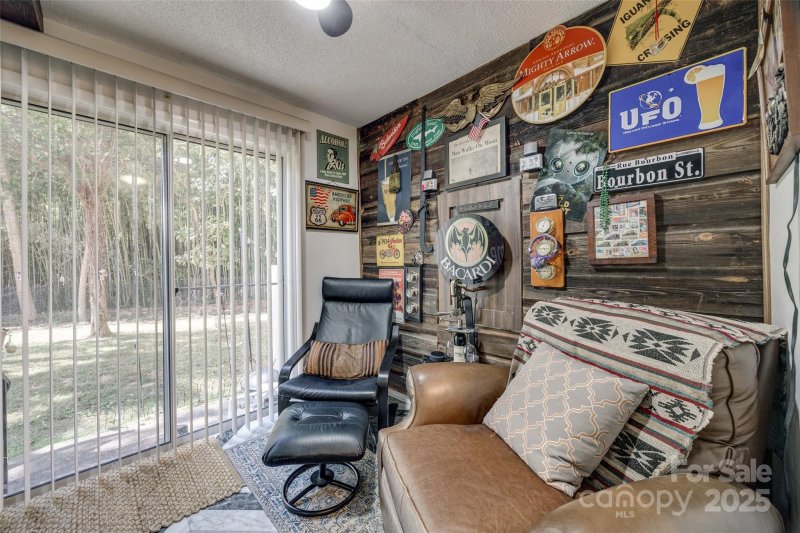 Property image 5 of 1060 Surry Lane in Ferrington Place, Gastonia, NC 28054