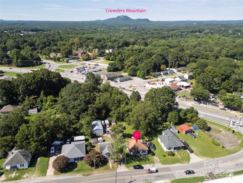 Property image 4 of 1027 Brown Street in Textiles Inc Myrtle Mill, Gastonia, NC 28052