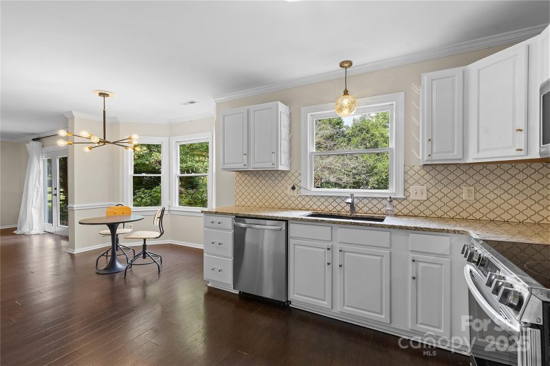 Property image 5 at 2359 Fernridge Lane, Matthews, NC 28105