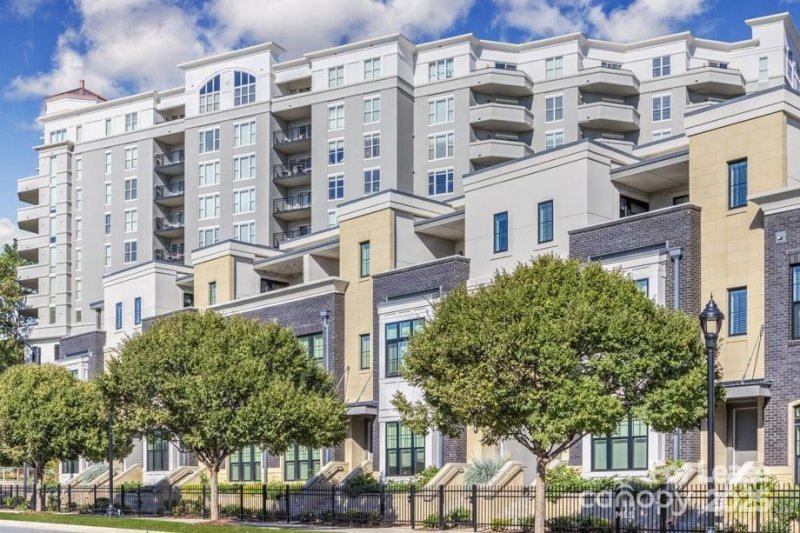 909 Camden Grandview Road