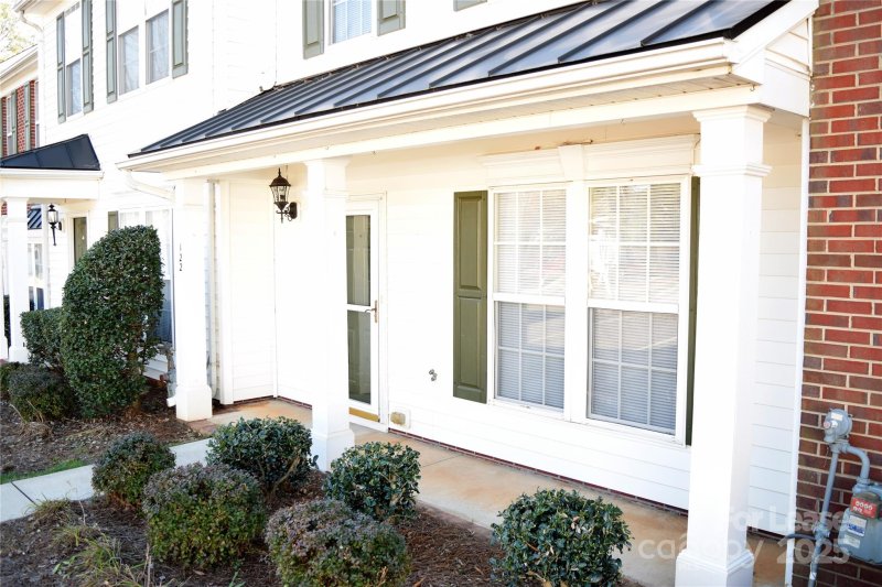 Property image 2 at 122 Talbert Town Loop, Mooresville, NC 28117