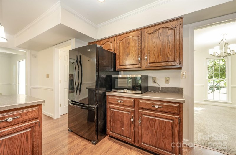 Property image 5 of 1016 Talbot Court in Hampton Green, Matthews, NC 28105