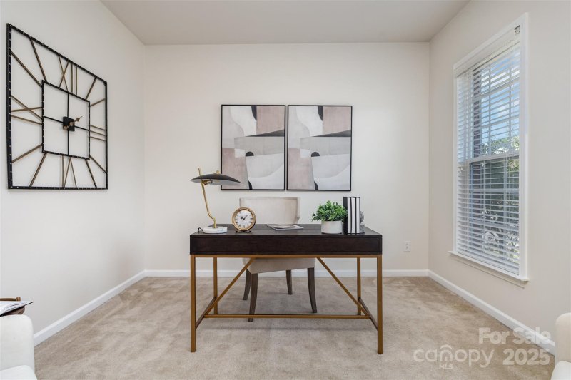 Property image 5 of 7633 Rathburn Lane in Reavencrest, Charlotte, NC 28277