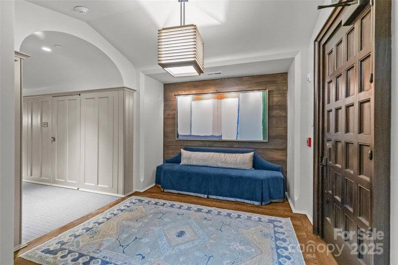 Property image 5 of 1172 Queens Road in Myers Park, Charlotte, NC 28207