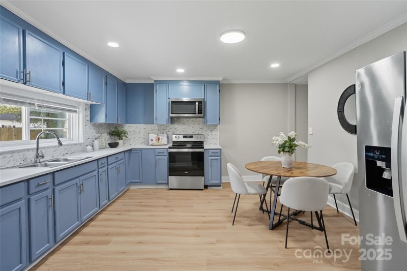 Property image 5 of 913 W Third Avenue in Firestone Textiles Inc, Gastonia, NC 28052