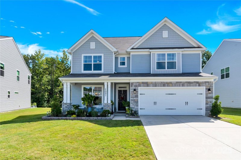 Property image 2 of 7021 Fauna Drive in Grier Meadows, Charlotte, NC 28215