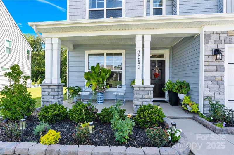 Property image 3 of 7021 Fauna Drive in Grier Meadows, Charlotte, NC 28215