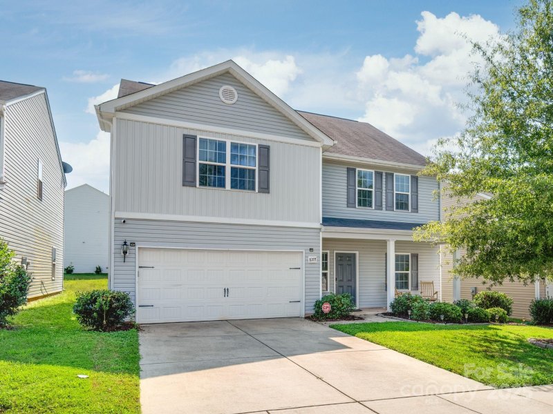 Paw Creek Village, Charlotte Community