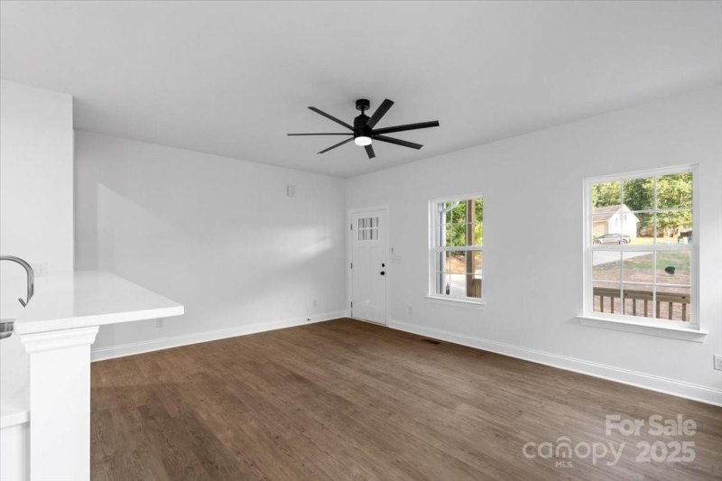 Property image 4 of 2309 Larkspur Lane in Noble Oaks, Wingate, NC 28174