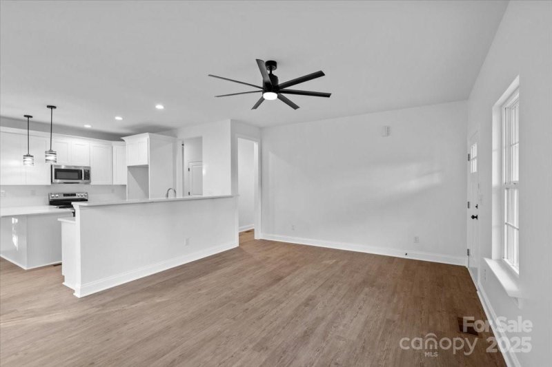 Property image 5 of 2309 Larkspur Lane in Noble Oaks, Wingate, NC 28174