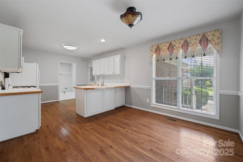 Property image 4 of 256 Victoria Circle in Ole Eastpointe, York, SC 29745