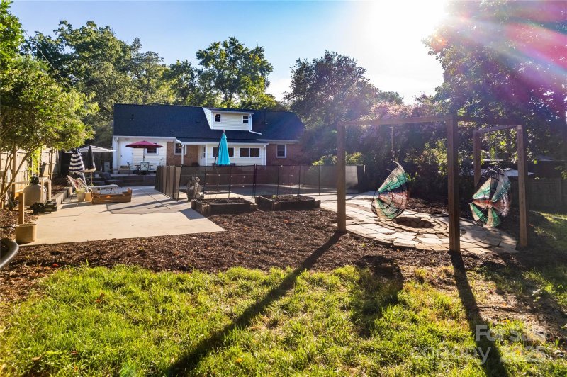 Property image 4 at 372 Club Drive, Gastonia, NC 28054