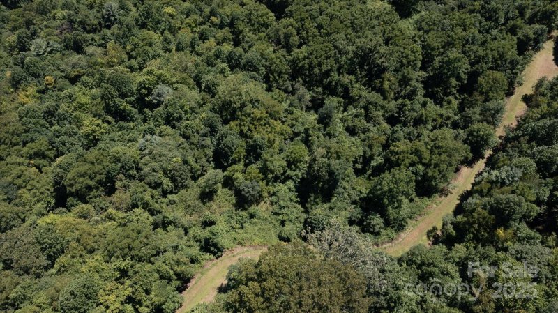 Property image 3 of 107 Escalante Road in Utah Mountain Estates, Waynesville, NC 28785