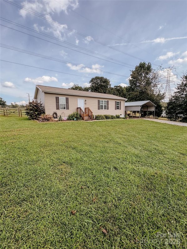 Property image 5 of 1186 Lynn Lane in Doe Run, Catawba, NC 28609