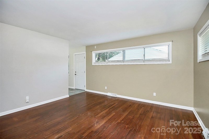 Property image 2 of 2244 English Drive in University Park, Charlotte, NC 28216