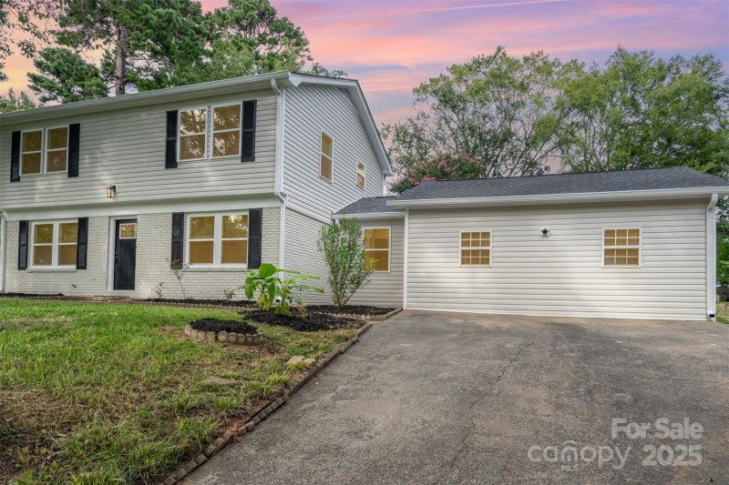 5813 Allenstown Drive