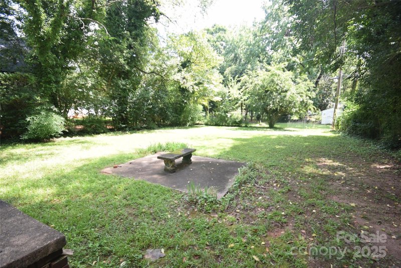 Property image 4 at 4645 Connecting Road, Charlotte, NC 28209