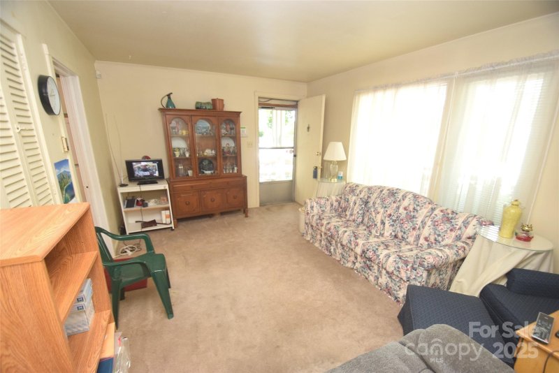 Property image 5 at 4645 Connecting Road, Charlotte, NC 28209