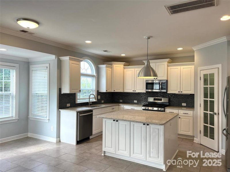 Property image 4 of 9539 Indian Beech Avenue in Moss Creek Village, Concord, NC 28027